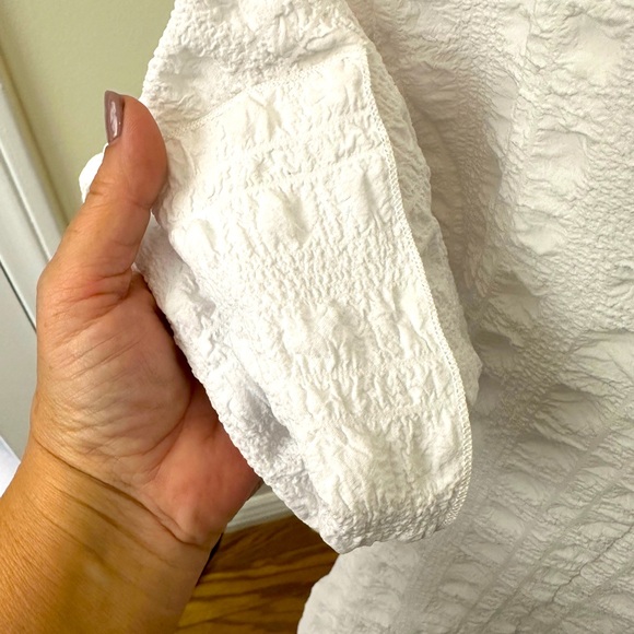 NWT IC by Connie K White Button Down Woman's M Blouse - Picture 6 of 8